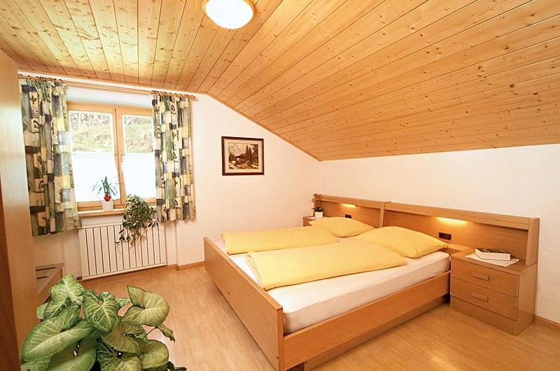 Finkenhof: Ferienwohungen - Urlaub Auf Dem Bauernhof Apartment Termeno Exterior photo